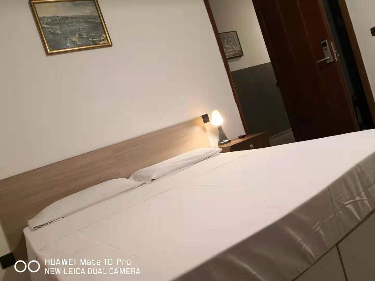 New Family Inn Перо Экстерьер фото